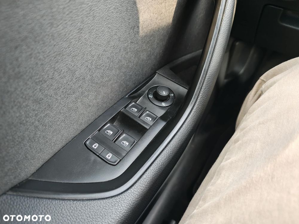 Skoda Superb 1.5 TSI ACT Active DSG - 23