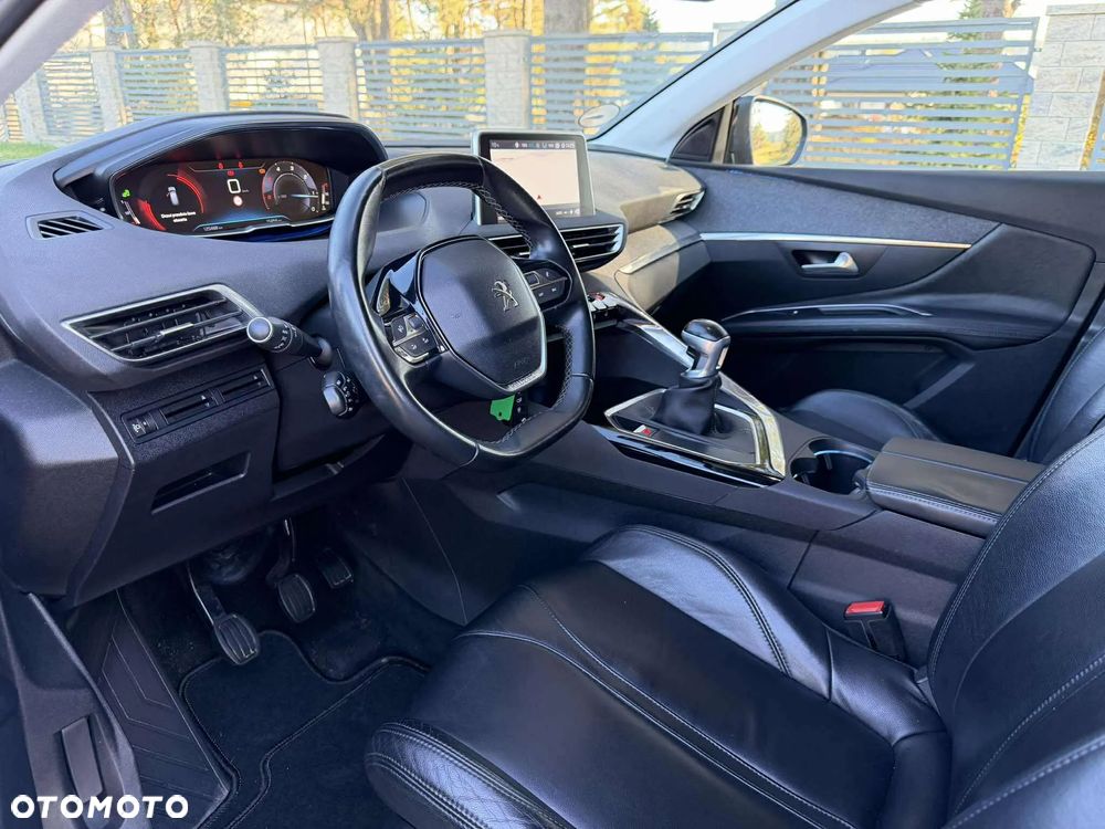 Peugeot 3008 1.6 BlueHDi Allure S&S - 19