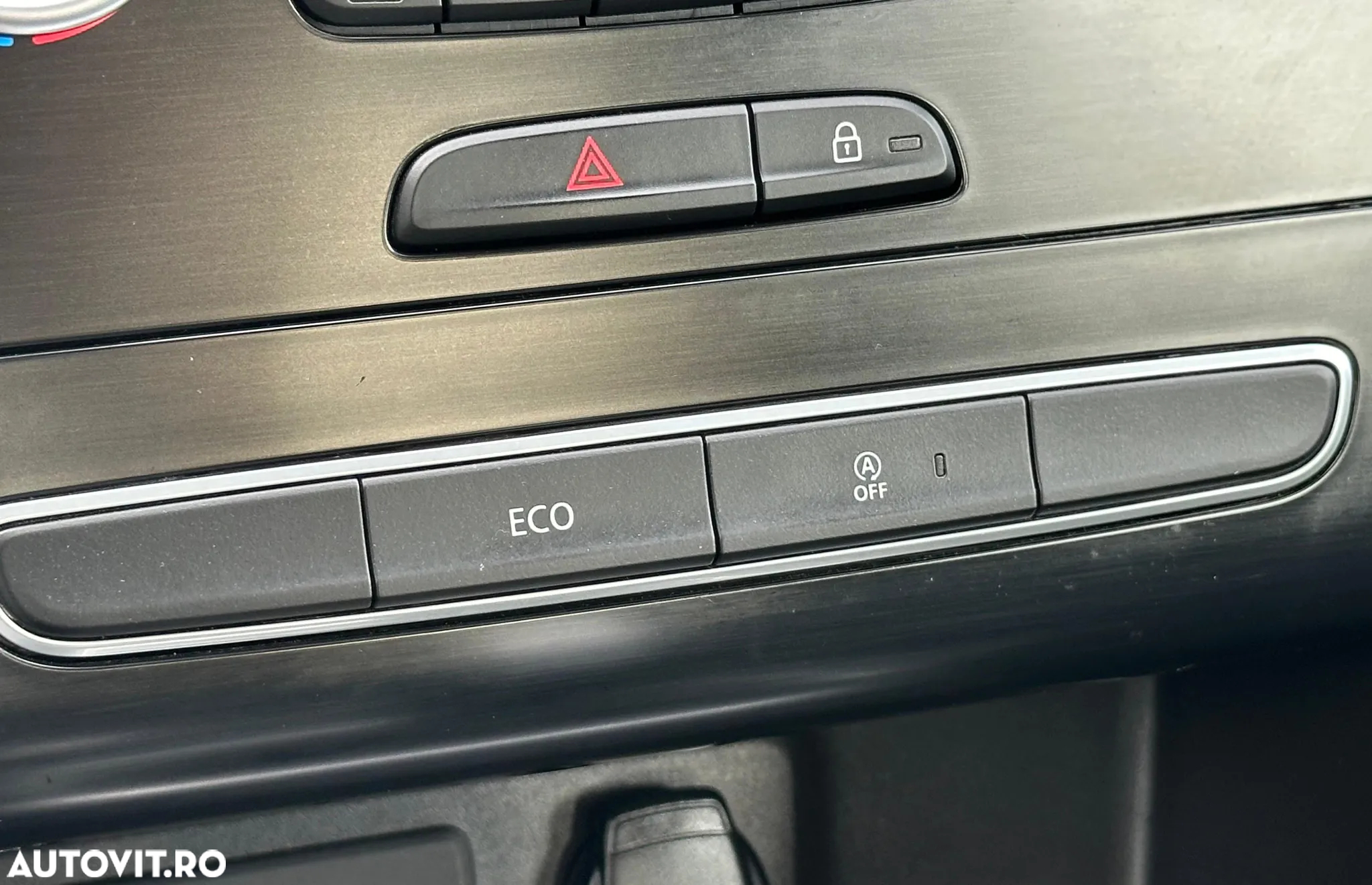 Renault Megane TCe EDC Zen - 20