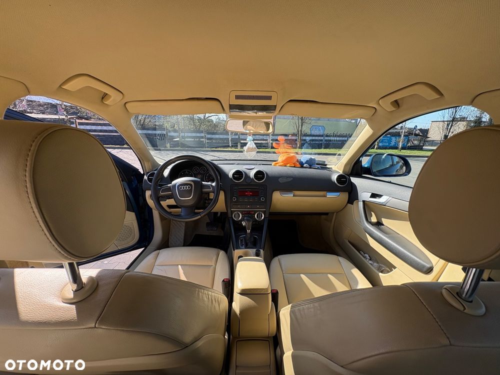 Audi A3 Sportback - 13