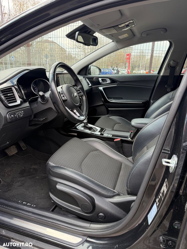 Kia XCeed 1.6 GDI 6DCT PHEV Vision - 8