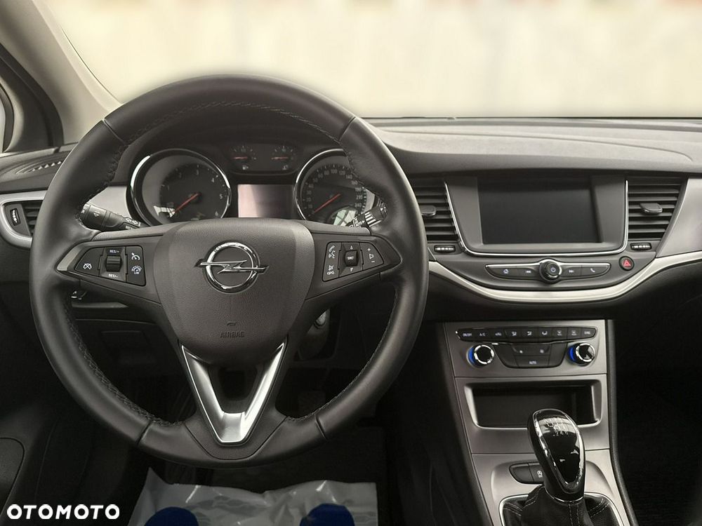 Opel Astra - 15