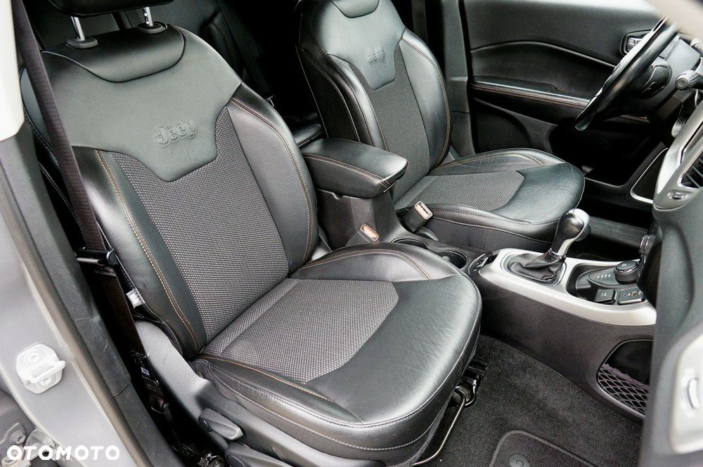 Jeep Compass 1.4 TMair Limited 4WD S&S - 19