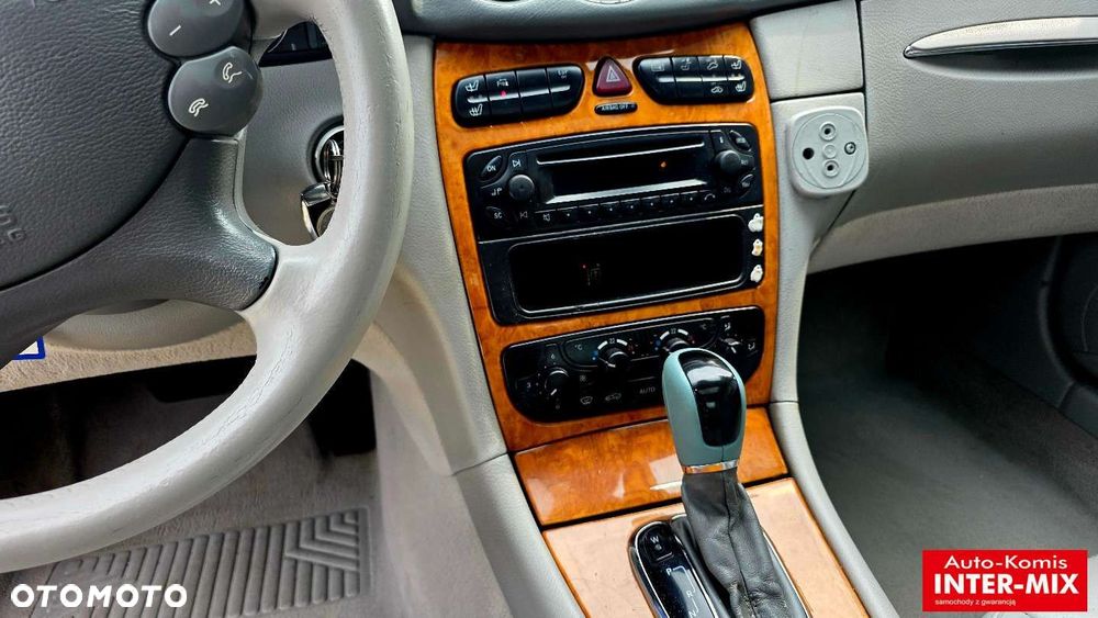 Mercedes-Benz CLK - 25