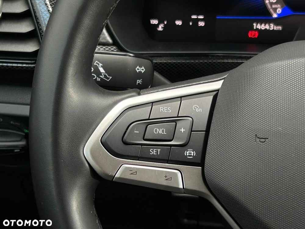 Volkswagen T-Cross - 21
