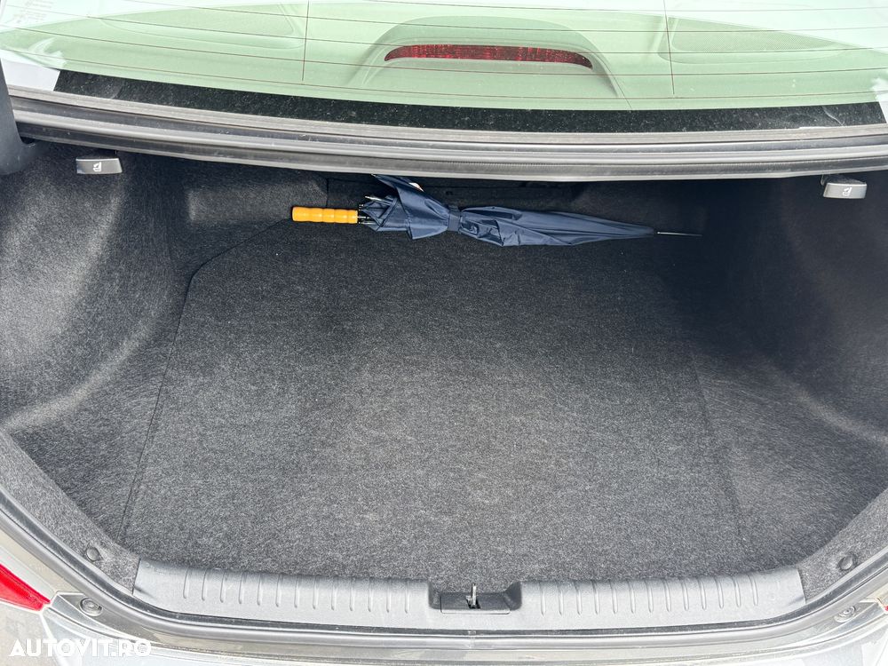 Honda Civic 1.8 i-VTEC MT Elegance Winter Pack - 19