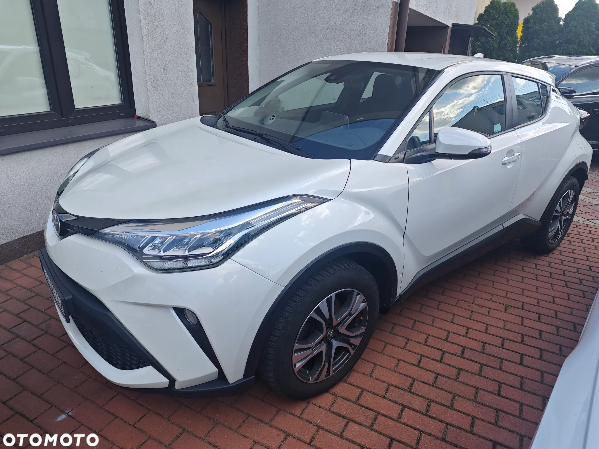 Toyota C-HR 1.2 T Comfort - 1