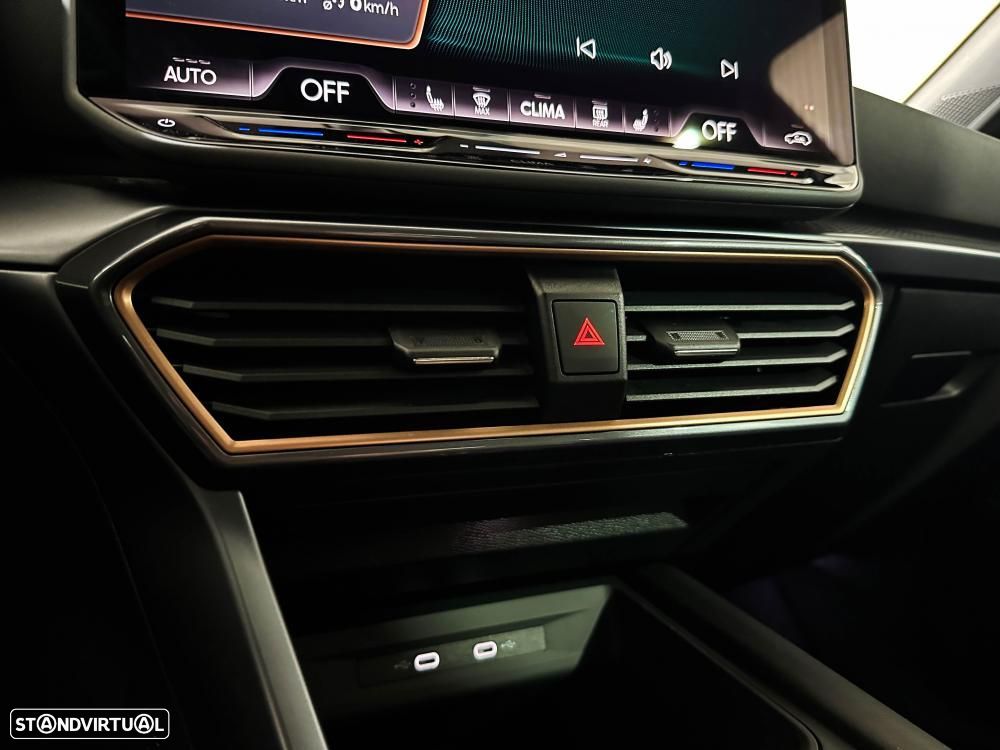 Cupra Formentor 1.5 e-Hybrid DSG VZ Black Edition - 52