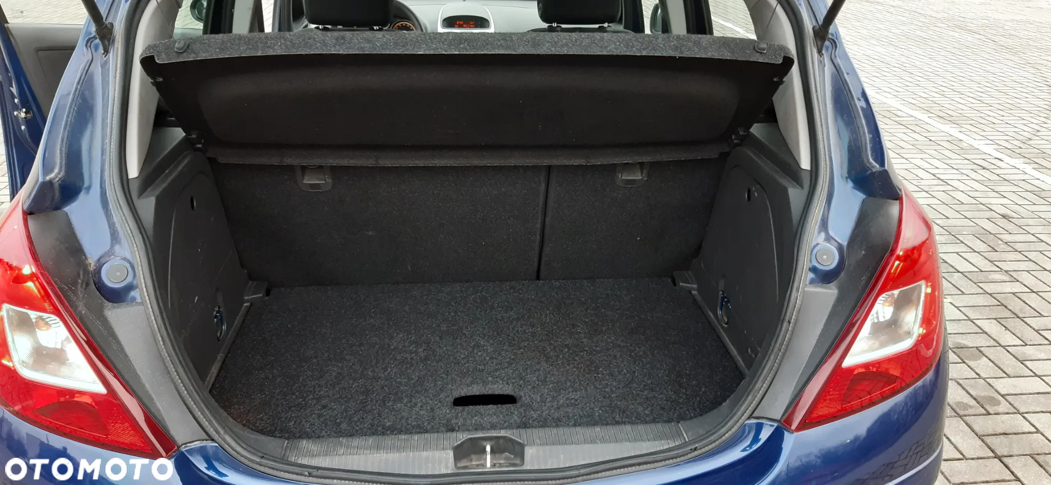 Opel Corsa 1.2 16V Color Edition - 28