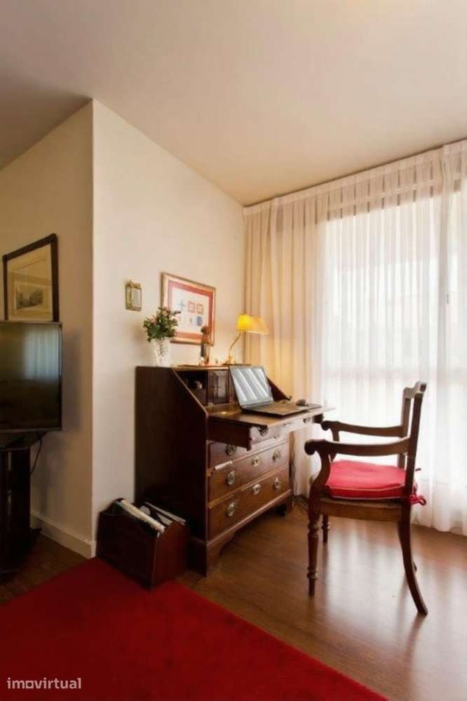 Apartamento T3 Remodelado - Alvalade - Grande imagem: 5/16