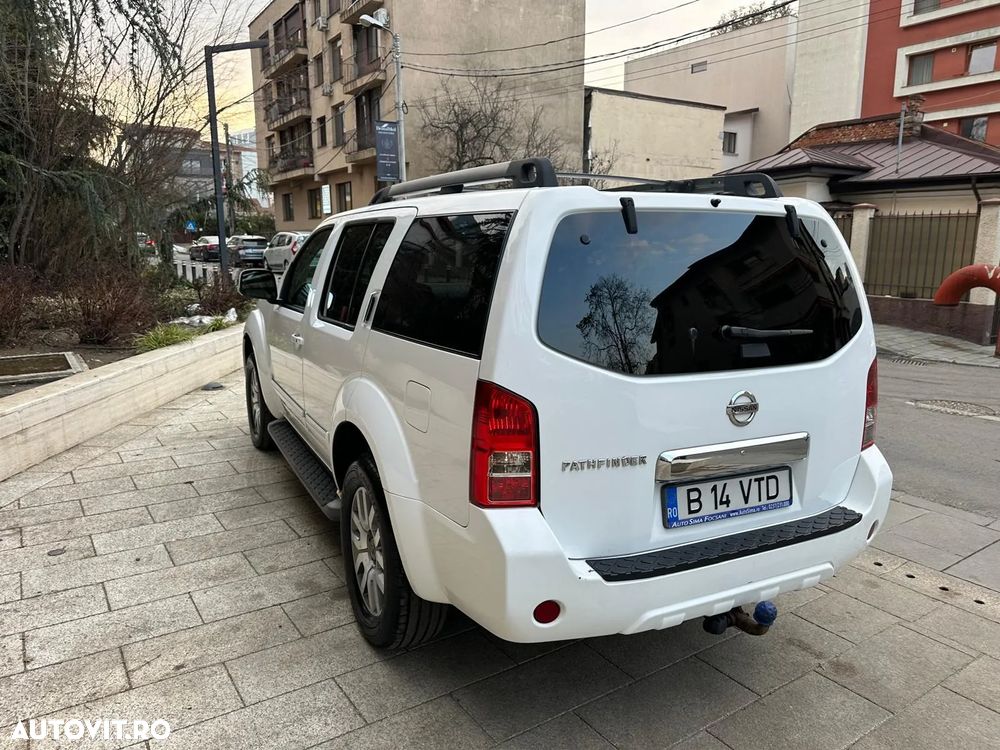 Nissan Pathfinder 3.0 dCi V6 All Mode 4X4 LE Aut. - 6