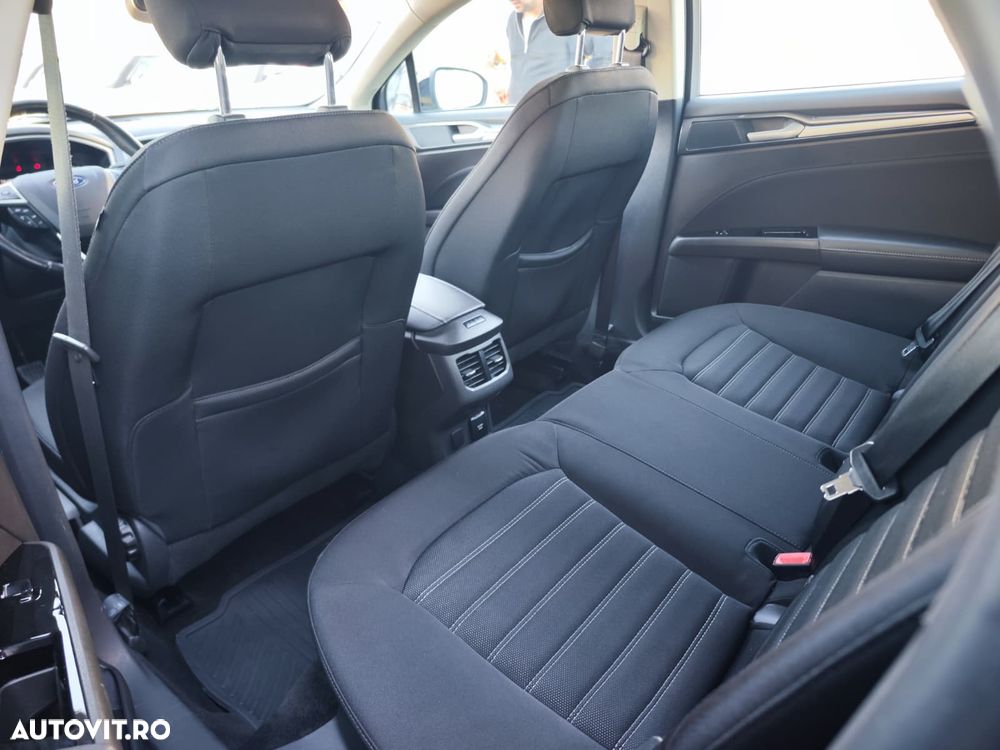 Ford Mondeo 2.0 TDCi Trend - 14