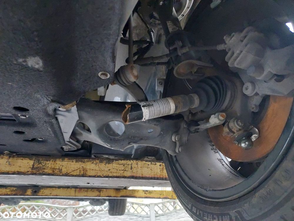 Peugeot 208 Elektromotor 136 GT+ - 19