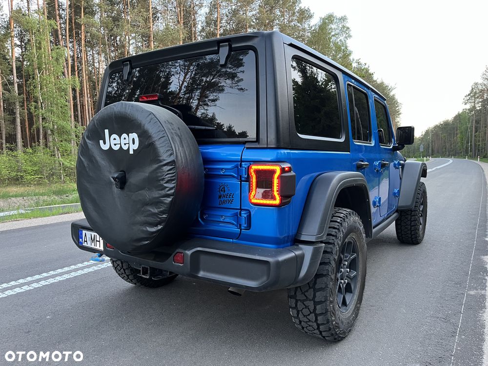 Jeep Wrangler - 11