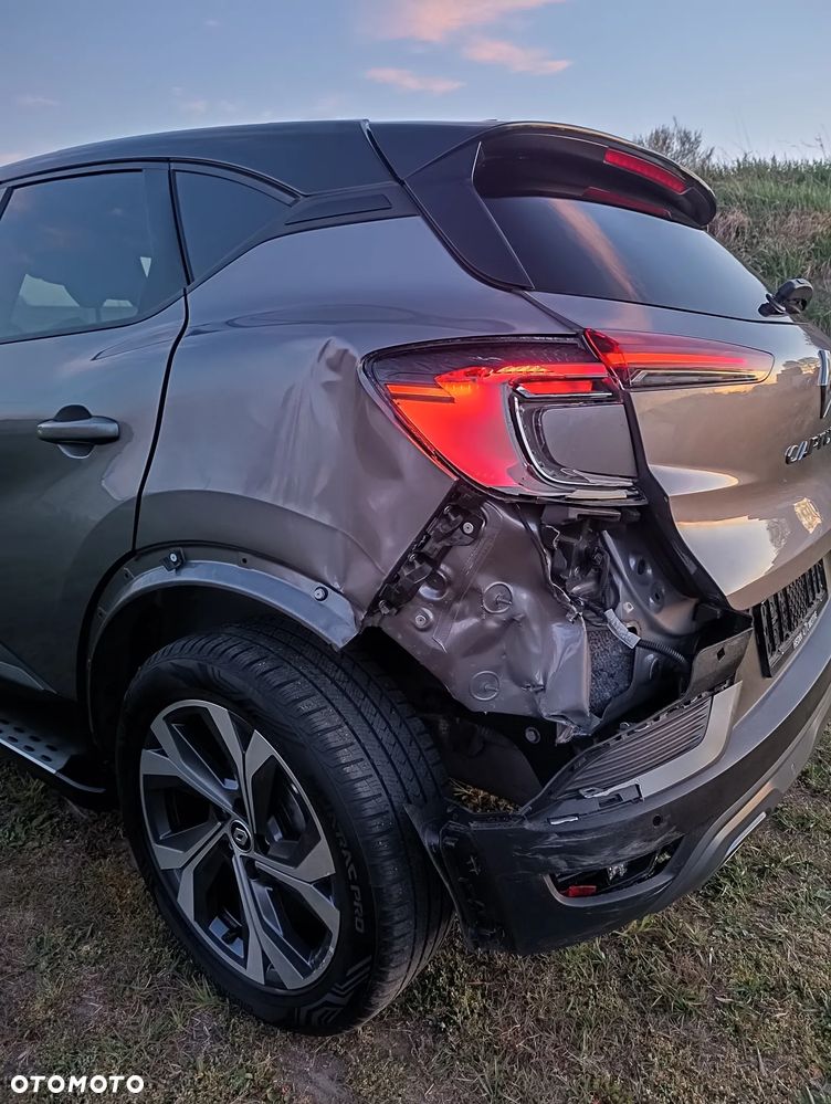 Renault Captur 1.3 TCe mHEV R.S Line EDC - 17