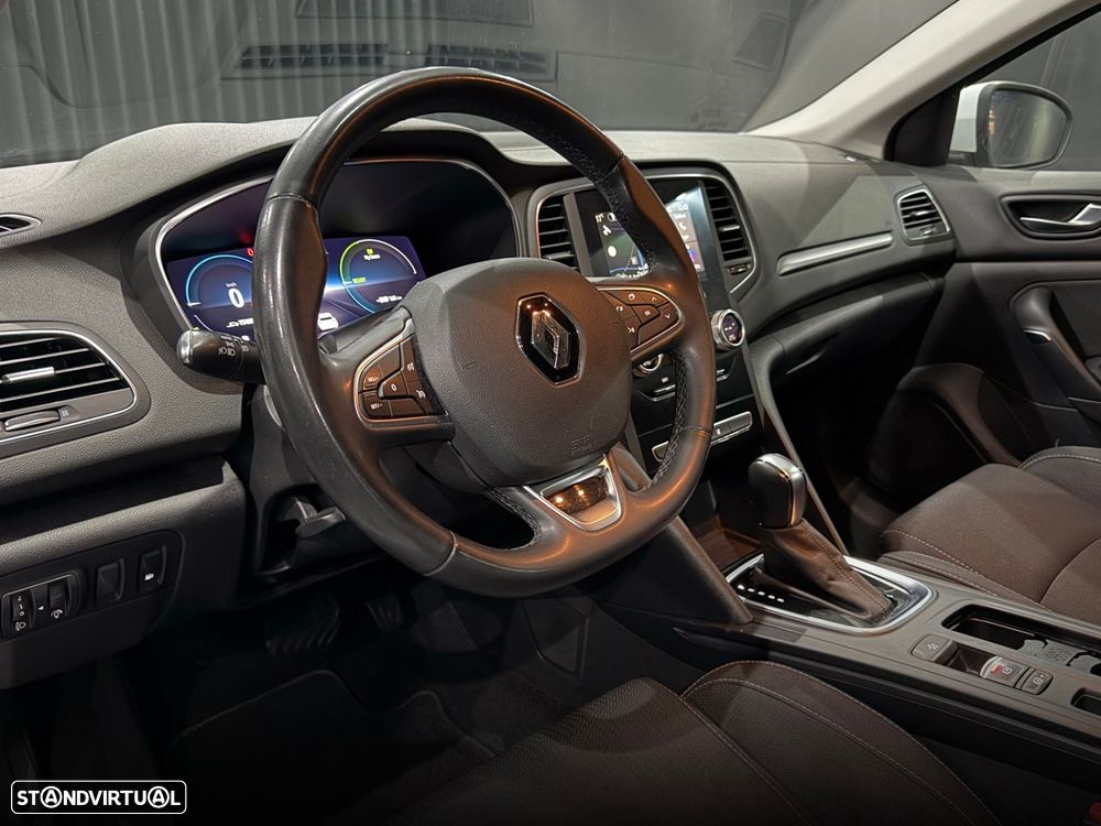 Renault Mégane E-Tech Plug-in Hybrid 160 EQUILIBRE - 13