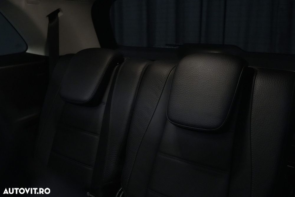 Mercedes-Benz GLS - 21