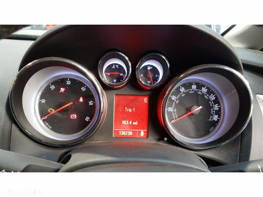 Clapeta acceleratie Opel Astra J 2010 Hatchback 1.7 CDTi - 4