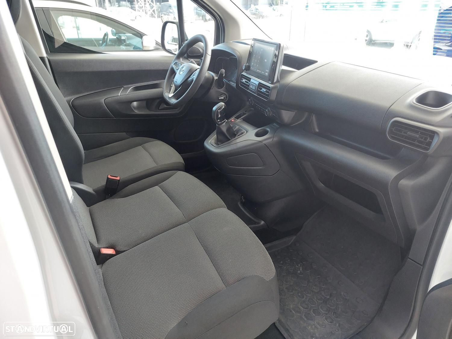 Opel Combo 1.5 CDTI L1H1Enjoy  - IVA Dedutível - 37