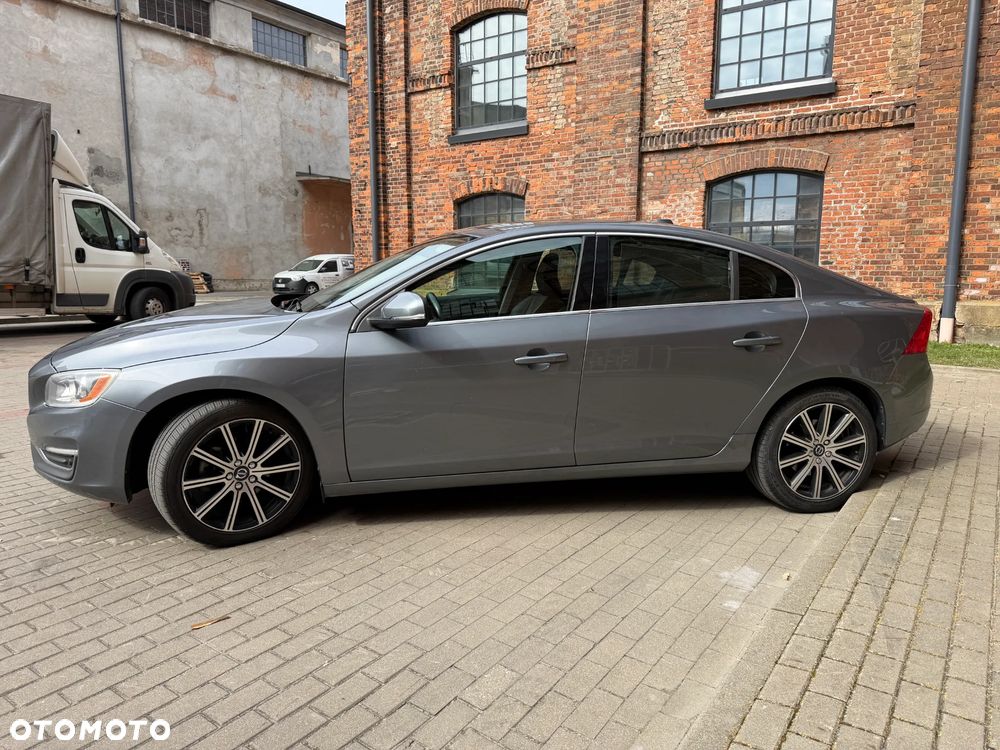 Volvo S60 T5 Geartronic Summum - 4