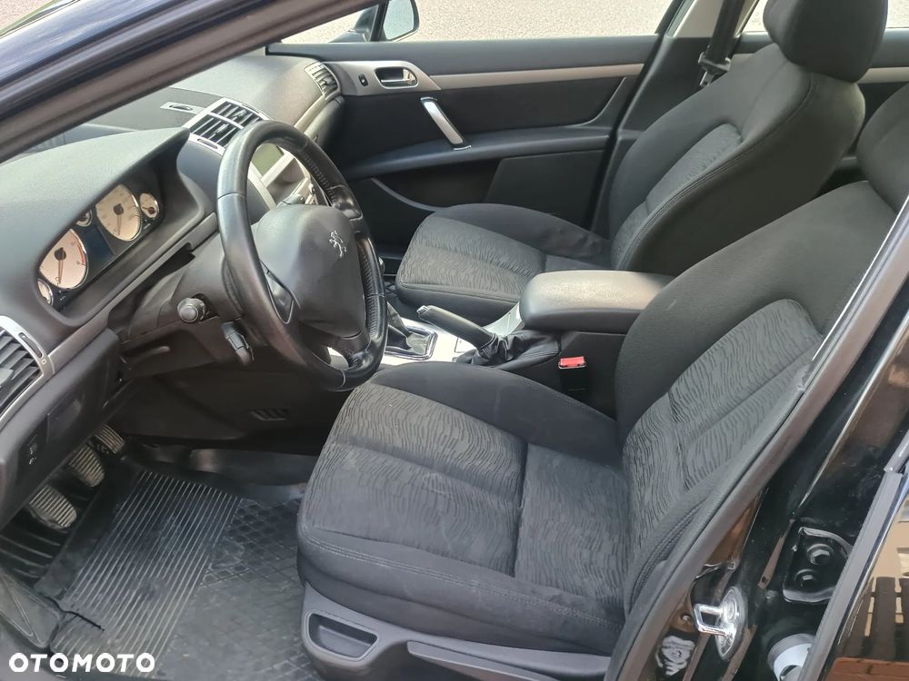 Peugeot 407 2.0 HDI Presence n.gama - 11