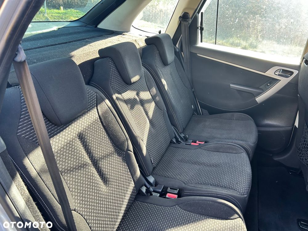 Citroën C4 Picasso 07-11 - 17