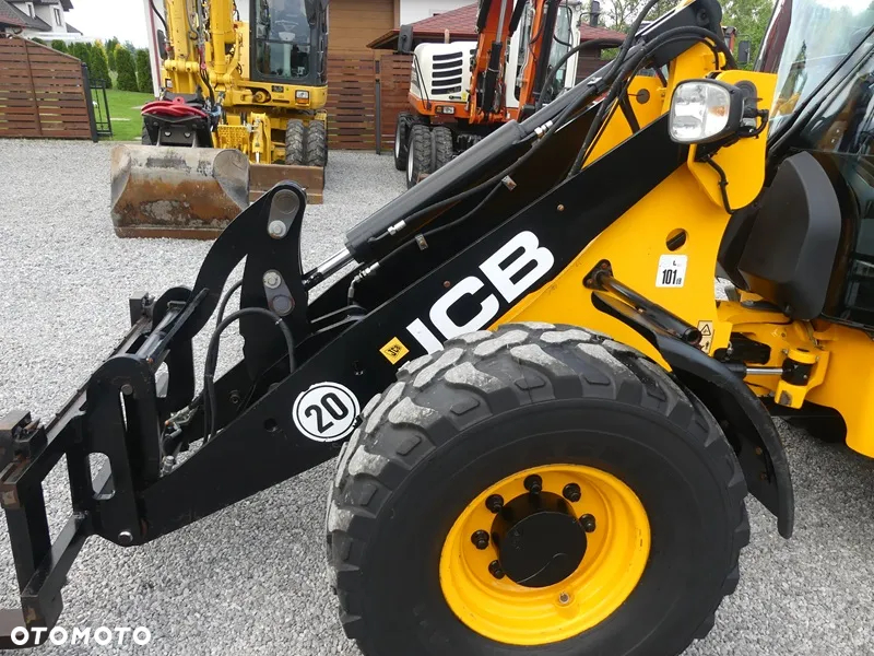 JCB 407 T4 z Niemiec / 2790mtg / BEZ DPF / - 22