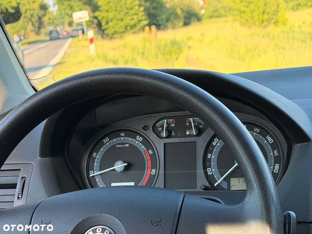 Skoda Fabia 1.2 HTP Classic + - 12