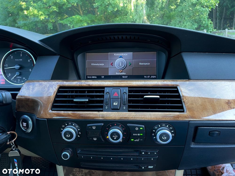 BMW Seria 5 535d - 26