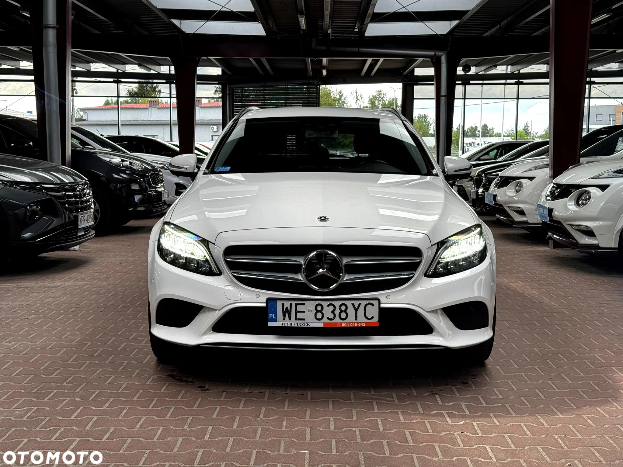Mercedes-Benz Klasa C 200 4MATIC 9G-TRONIC - 2