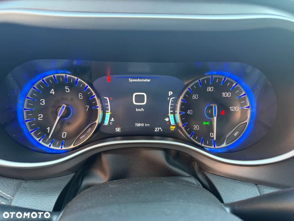 Chrysler Pacifica - 18