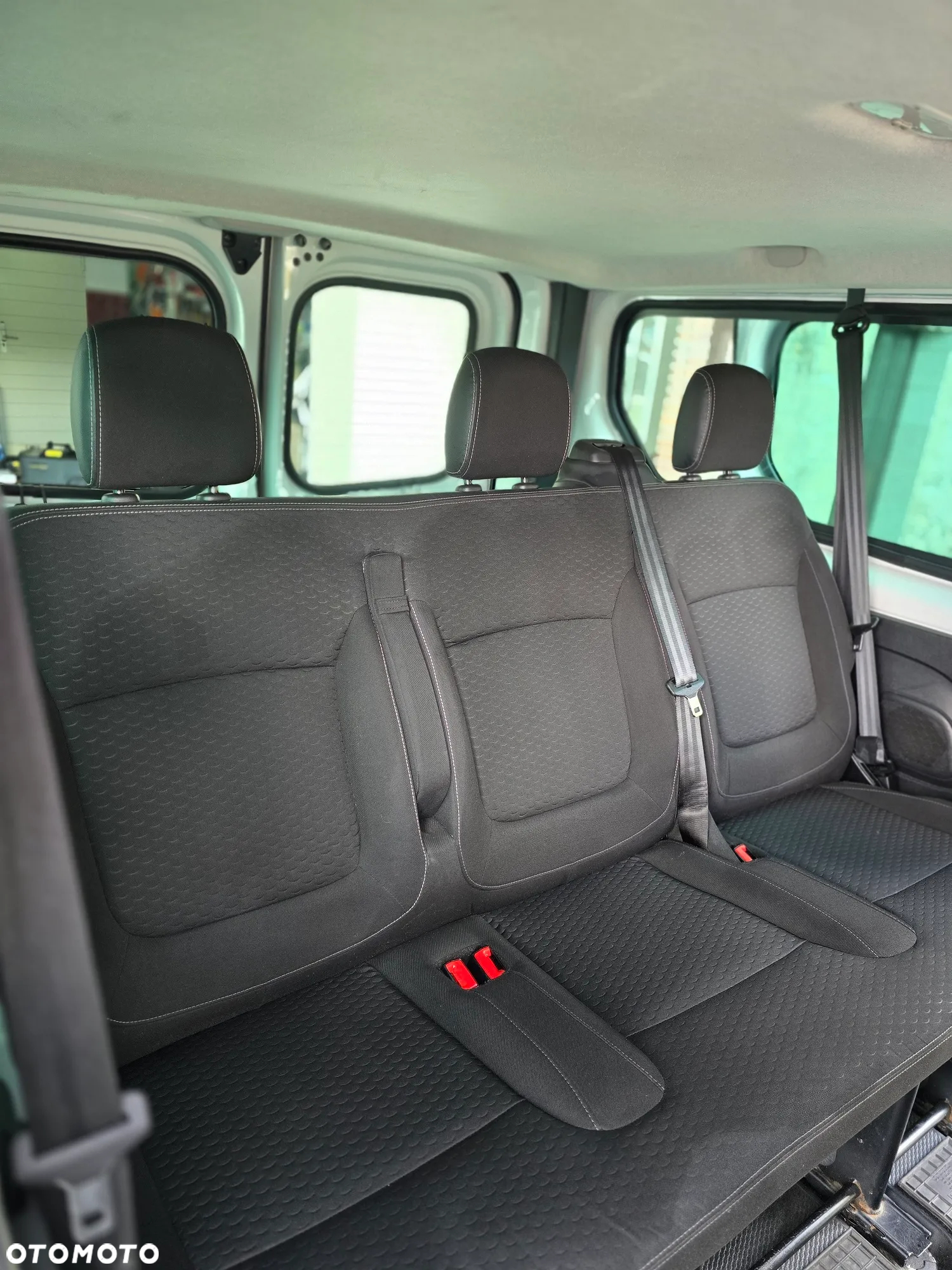 Opel Vivaro L2H1 2.9t Sport - 11