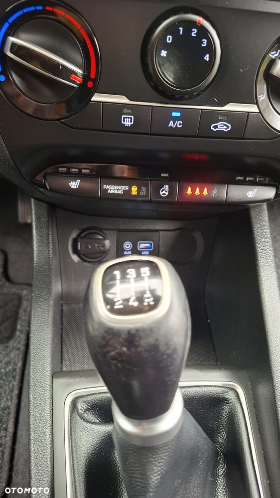 Hyundai i20 1.2 GO - 24