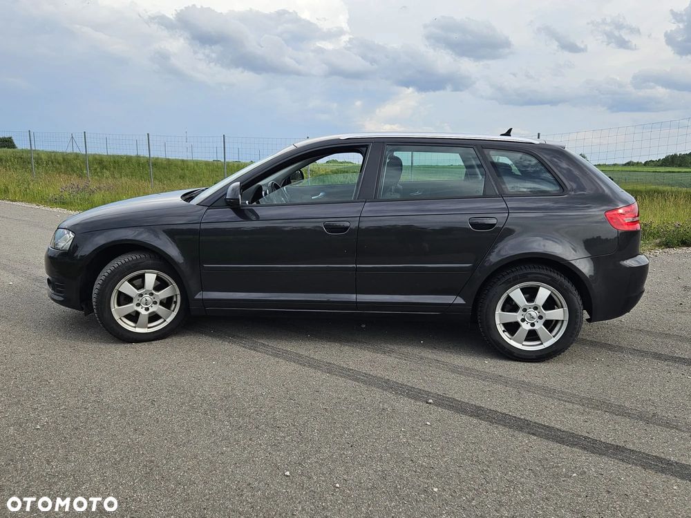 Audi A3 Sportback 1.8 TFSI Attraction - 6