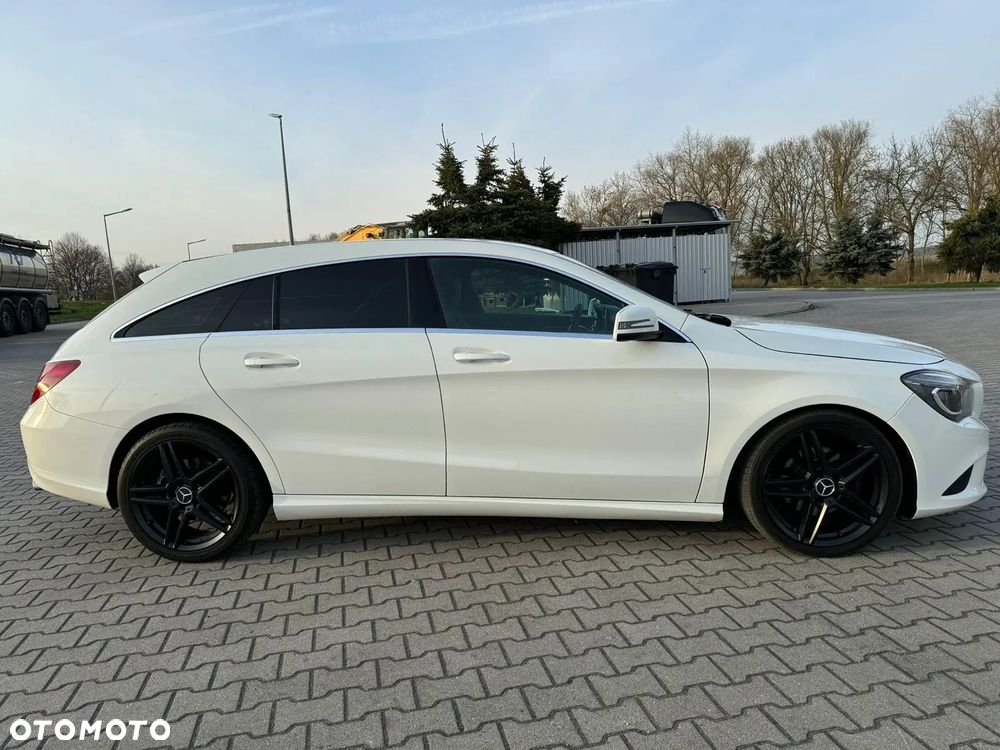 Mercedes-Benz CLA 220 (CDI) d AMG Line - 2