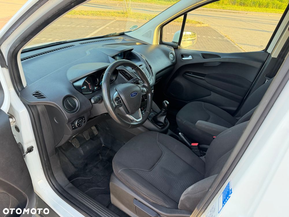 Ford Transit connect currier - 12