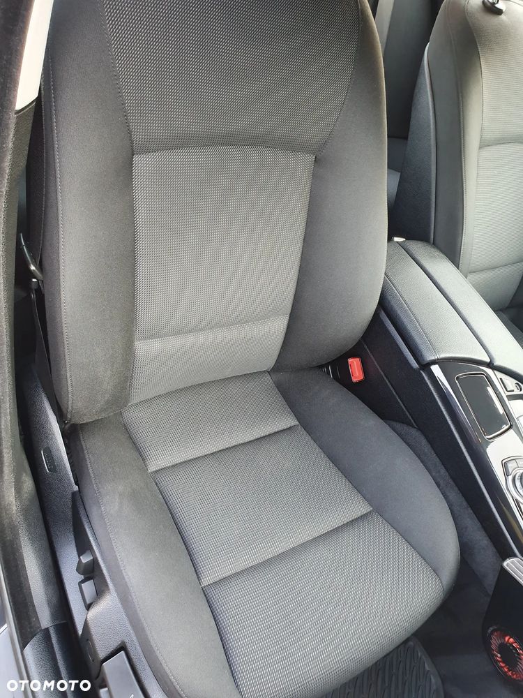 BMW Seria 5 520d Sport-Aut - 21