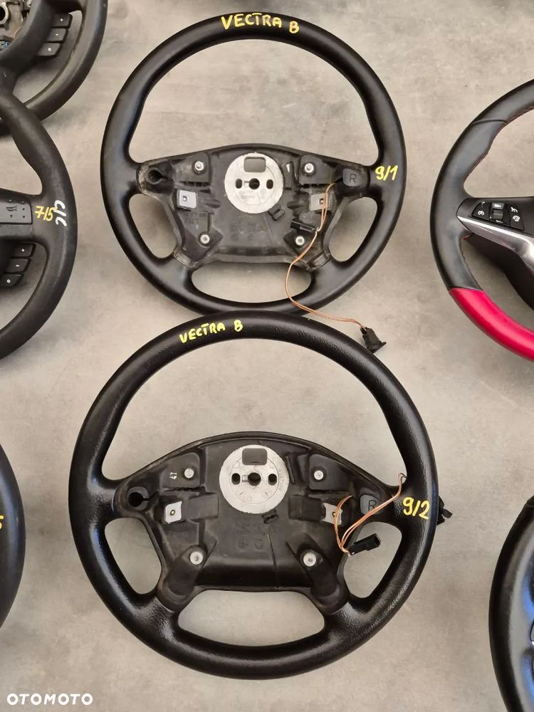 KIEROWNICE KIEROWNICA OPEL - 17