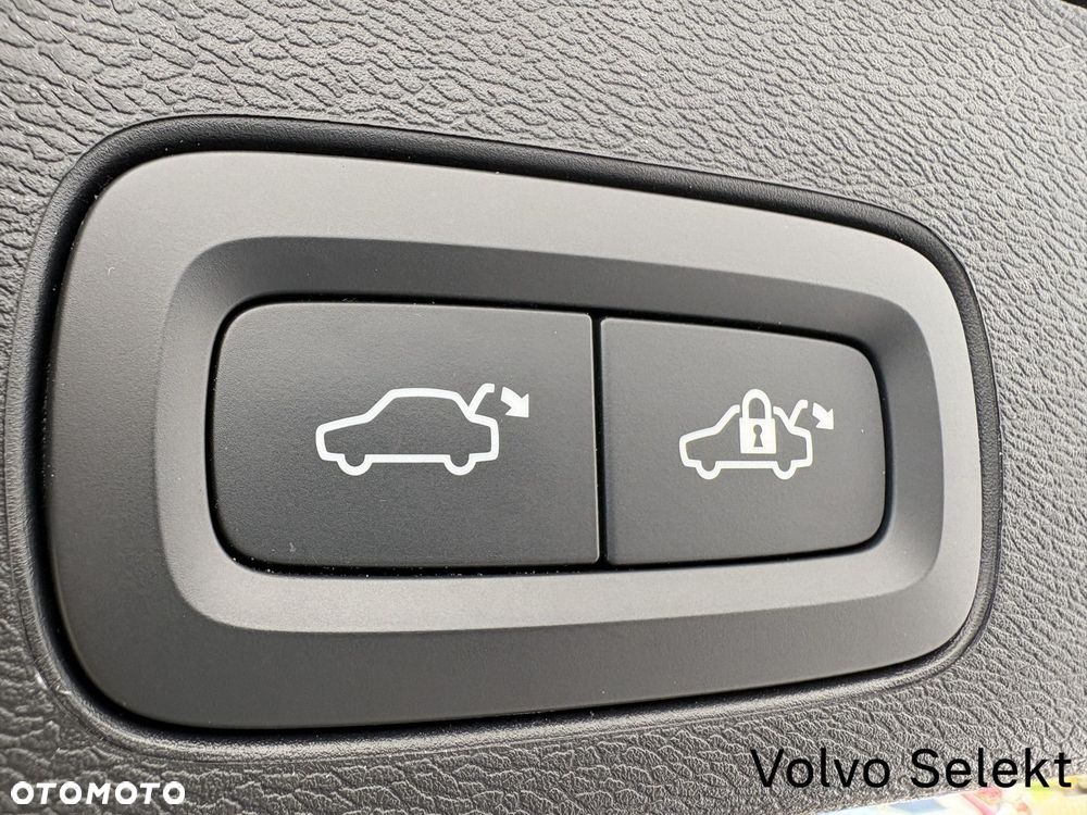 Volvo XC 60 - 24