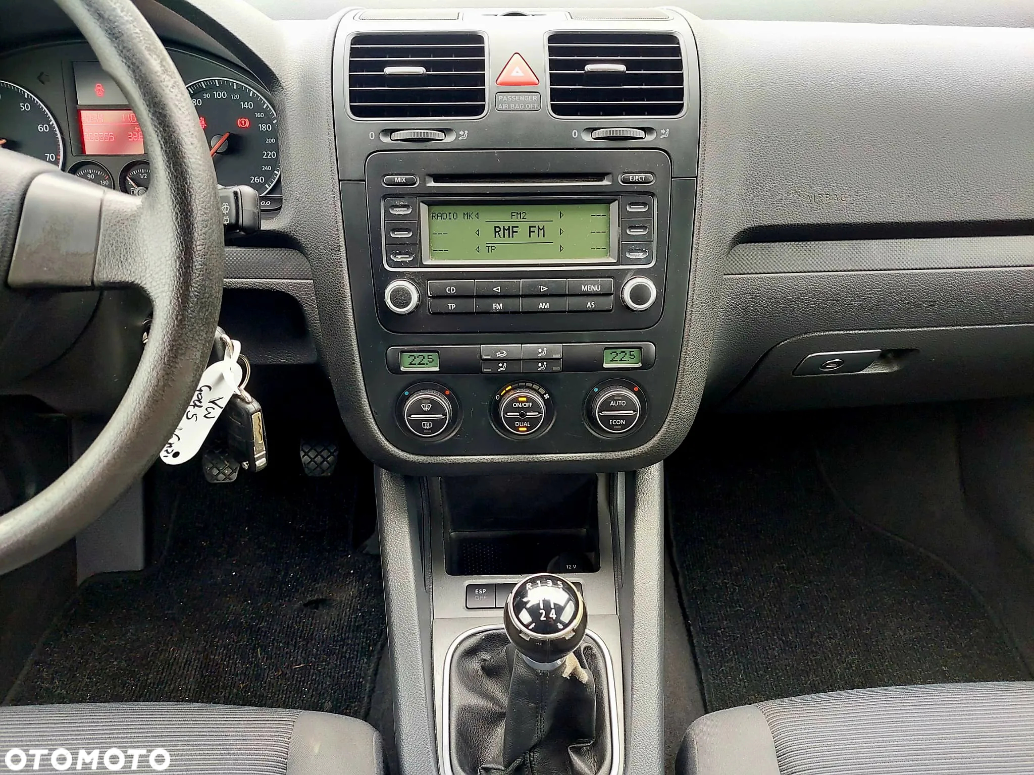 Volkswagen Golf 1.6 Tour - 18