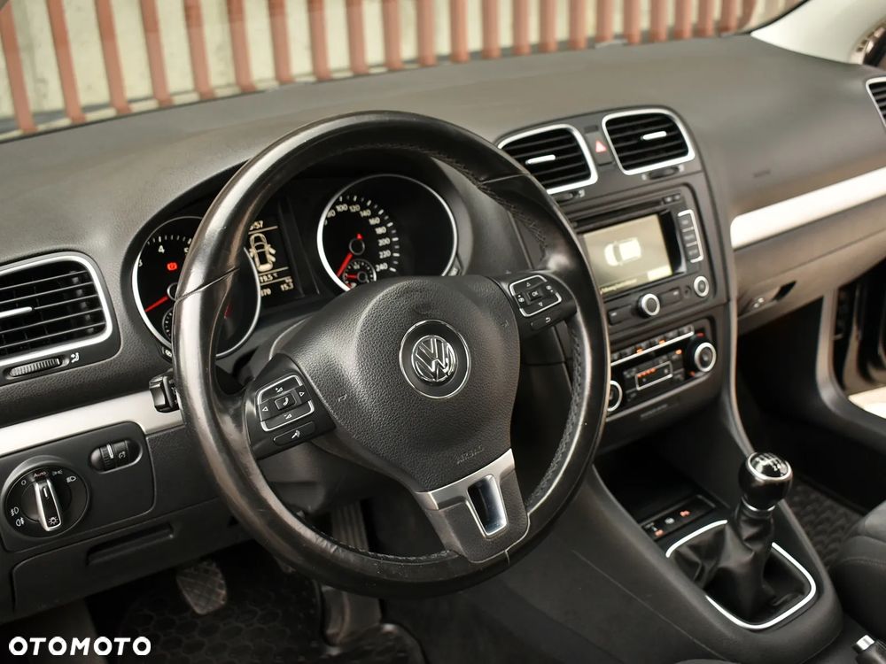 Volkswagen Golf - 17
