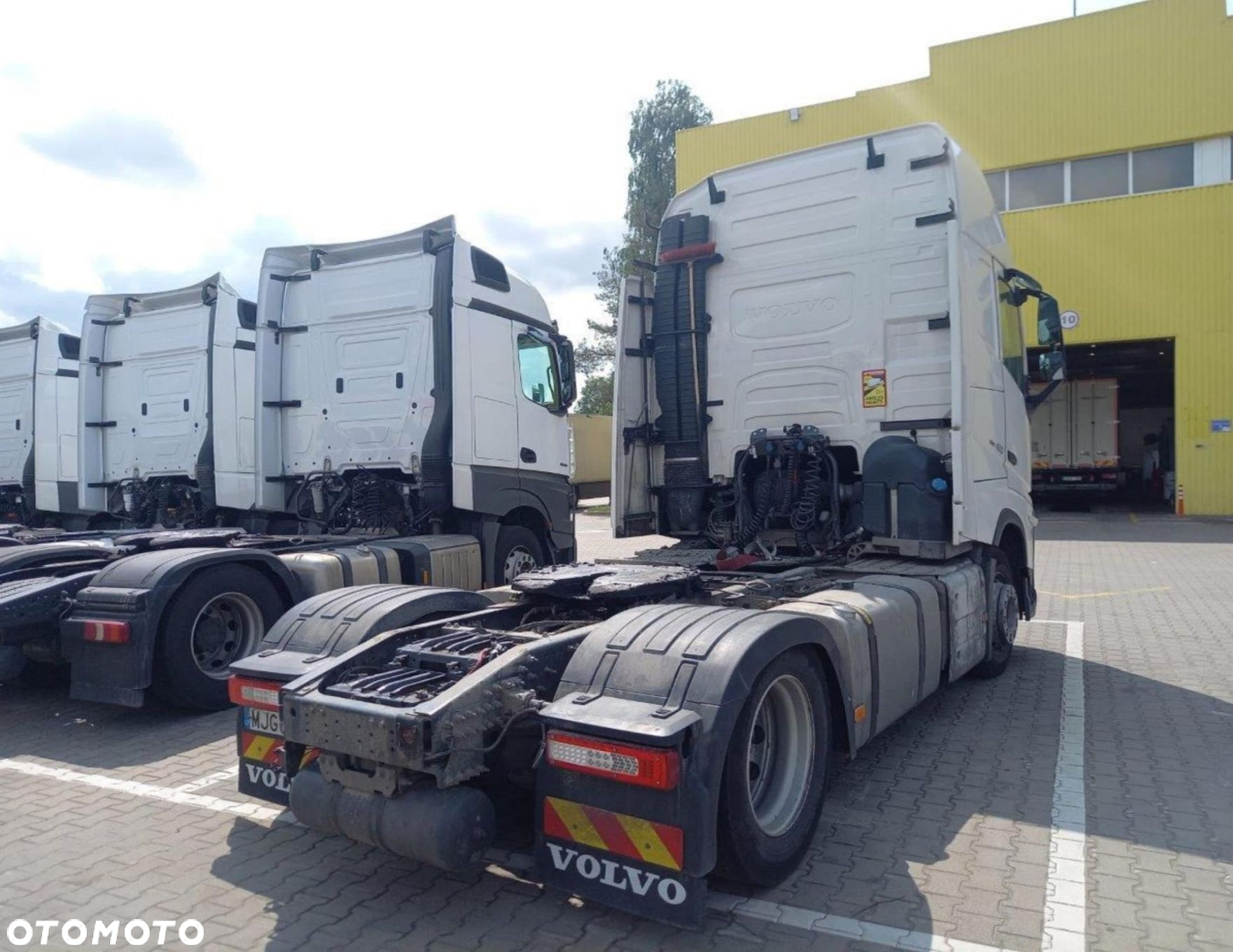 Volvo FH 460 Globetrotter XL Varios i-Save I-ParkCool - 5