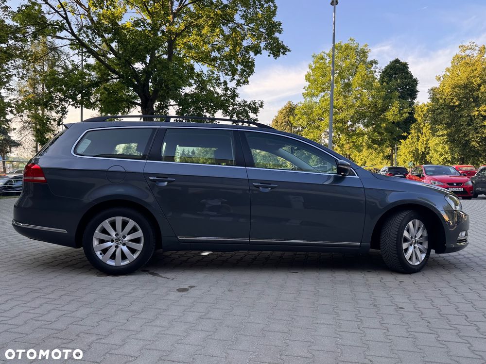 Volkswagen Passat 2.0 TDI DSG Highline - 8