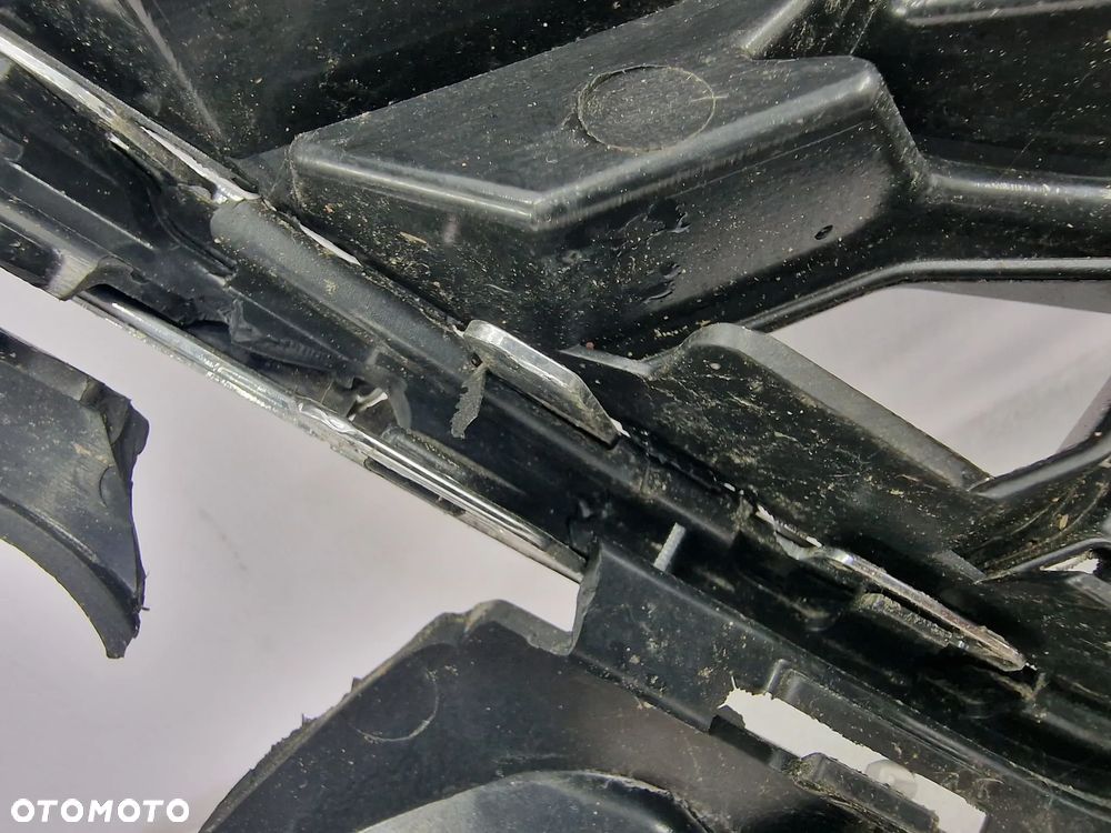 SEAT ARONA FR 6F9 17- ATRAPA / GRILL PRZEDNI PRZÓD , NR 6F9853654A , NR AUKCJI GR78 - 20