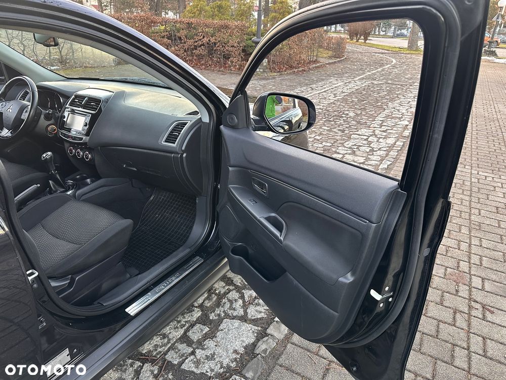 Mitsubishi ASX 1.6 2WD Plus - 23