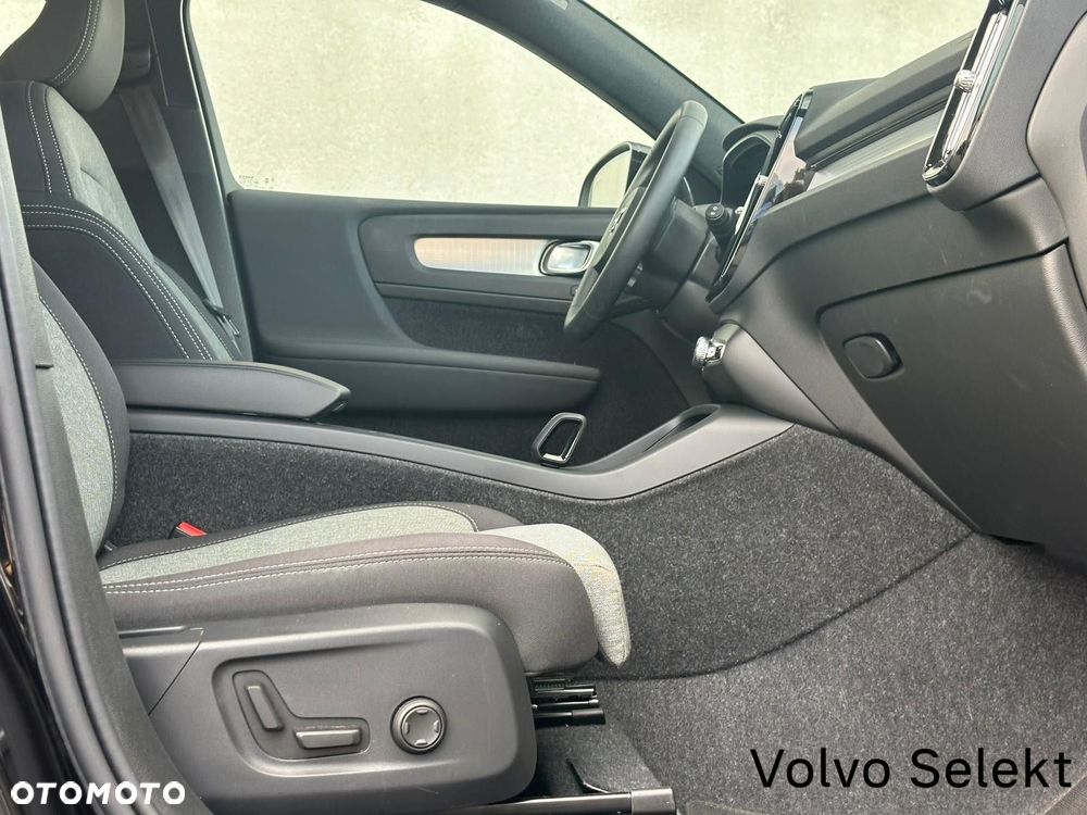 Volvo XC 40 - 31