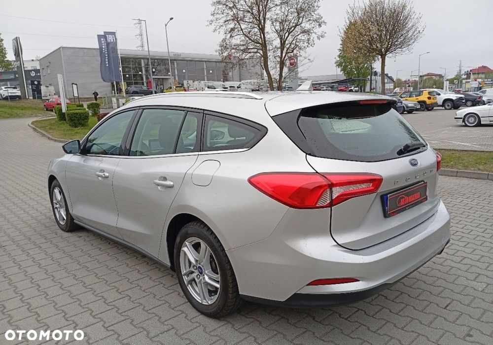 Ford Focus - 10