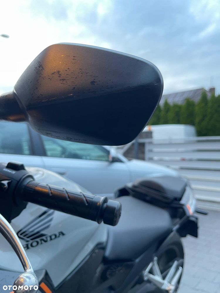 Honda CB - 8