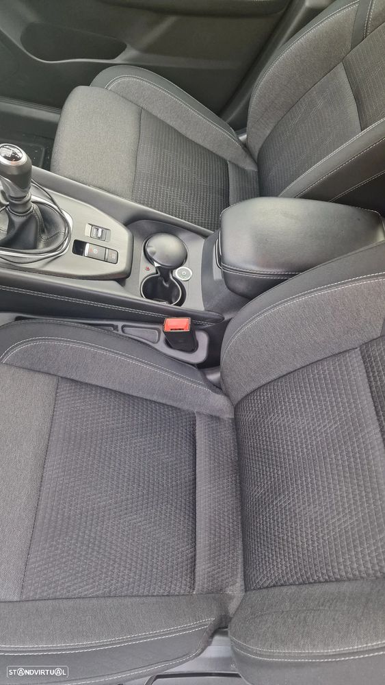 Nissan Qashqai - 2