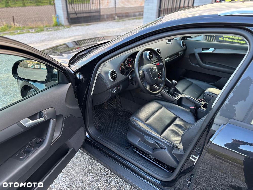 Audi A3 Sportback - 5